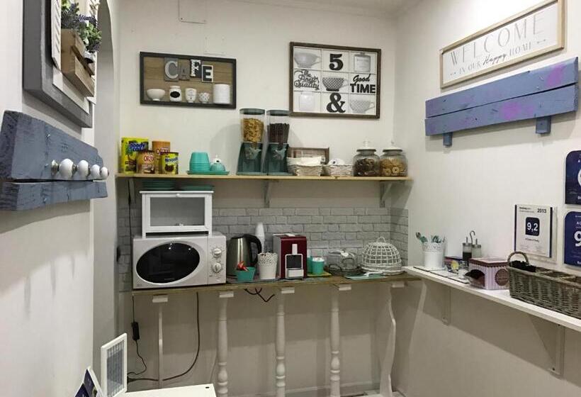 اتاق استاندارد سه تخته با بالکن, Righepois