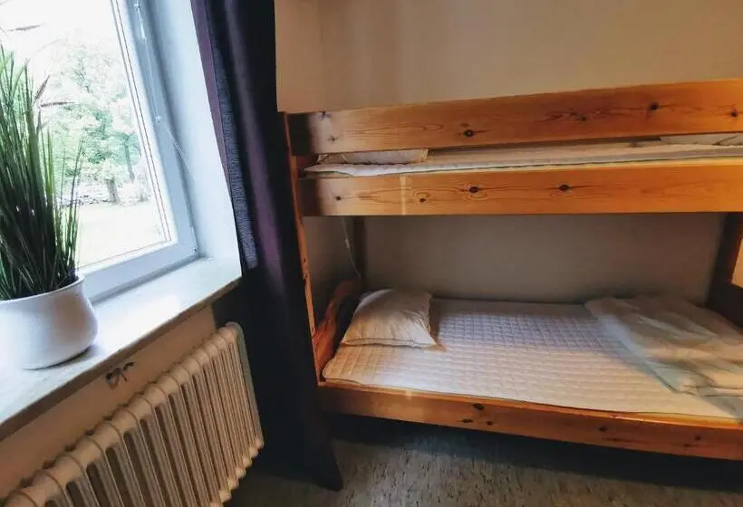 浴室共有スタンダード４人用ルーム, Falköpings Vandrarhem/hostel