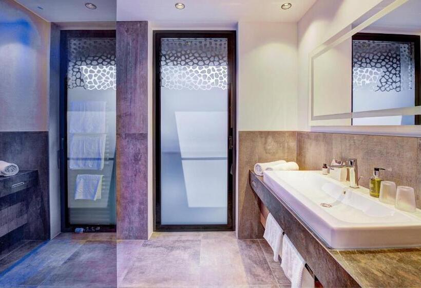 디럭스 룸, Bergland