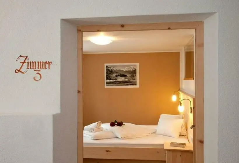 Standard-huone, Hofer