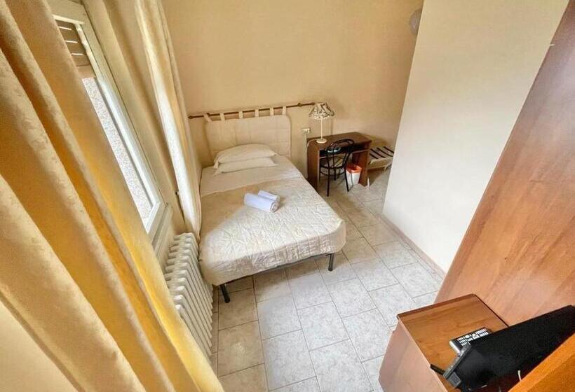 חדר סטנדרט יחיד, La Sorgente