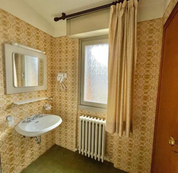 חדר סטנדרט יחיד, La Sorgente