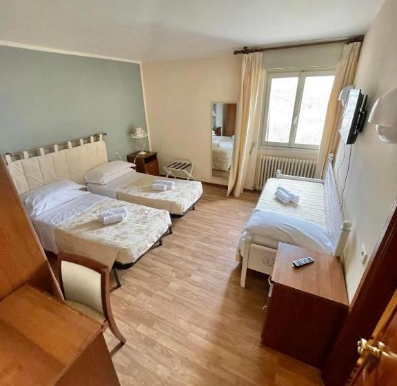 חדר סטנדרט לשלושה, La Sorgente