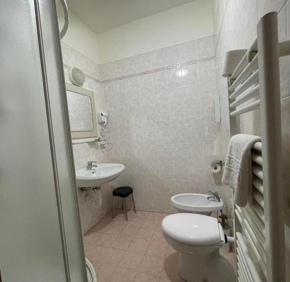 חדר סטנדרט, La Sorgente