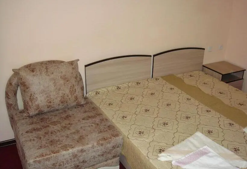 اتاق استاندارد با بالکن, Mini Pansionat Maksat