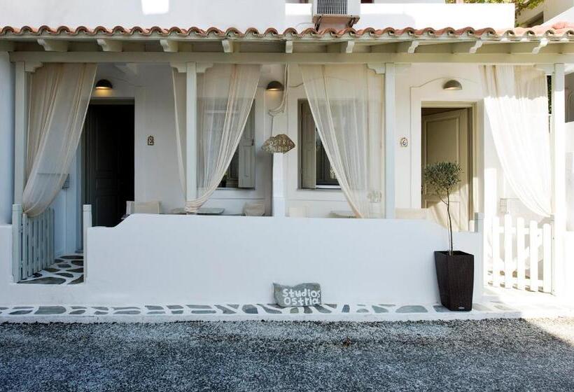 스탠다드 룸, Ostria Studios