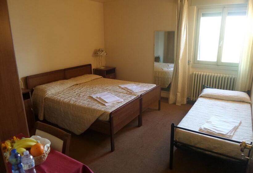 חדר סטנדרט, La Sorgente