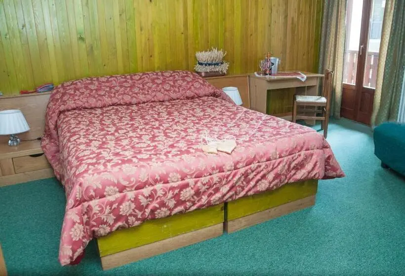 اتاق استاندارد با چشمانداز کوهستان, Vallée De Cogne