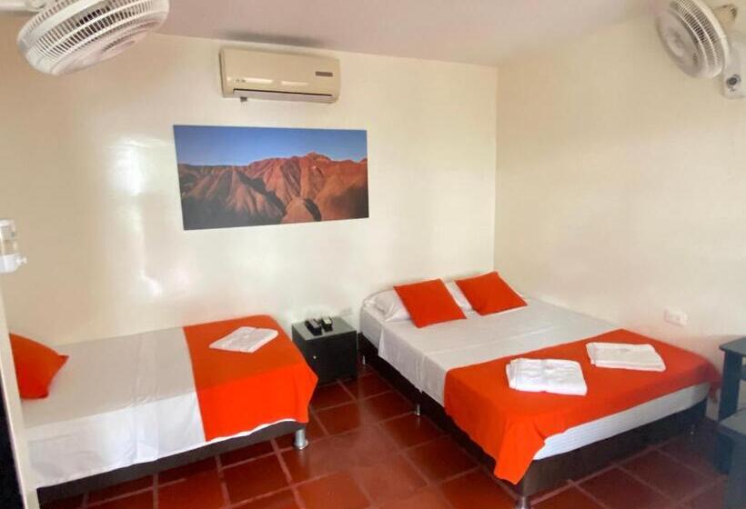 חדר סטנדרט לשלושה, Villa Paraiso