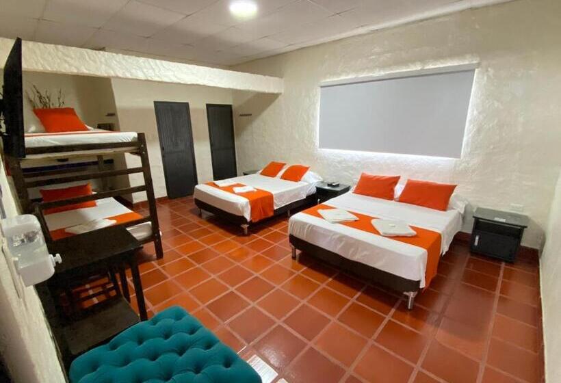 חדר סטנדרט לארבעה, Villa Paraiso