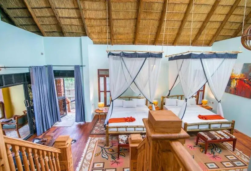 ویلای سوپریور 1 خوابه, Buffalo Safari Lodge