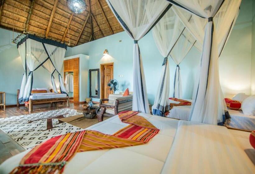 بنگله خانوادگی, Buffalo Safari Lodge