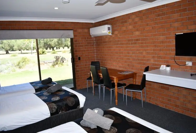ファミリールーム, Berrigan Motel