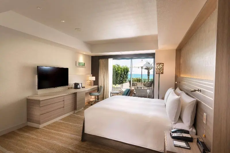Standard-huone King-vuode, Doubletree By Hilton Okinawa Chatan Resort