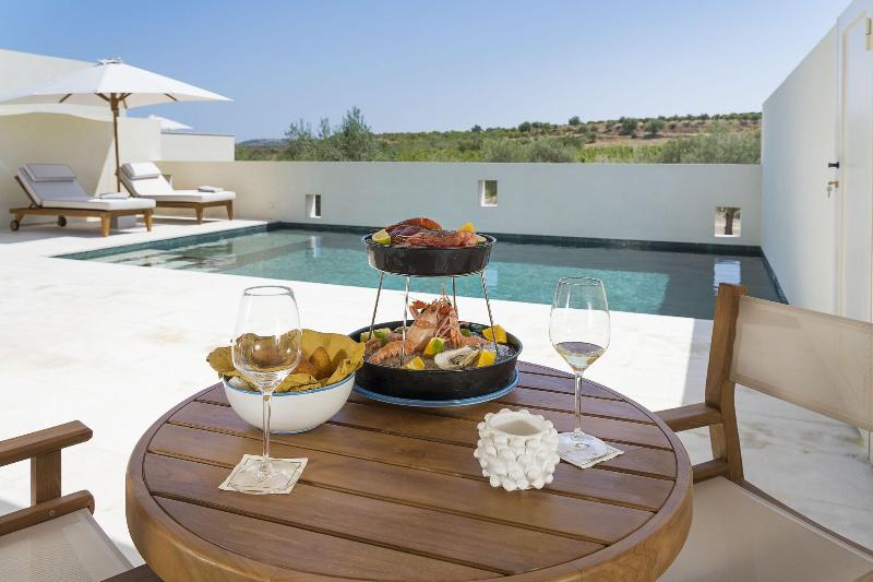 חדר סטנדרט, Doubletree By Hilton Okinawa Chatan Resort