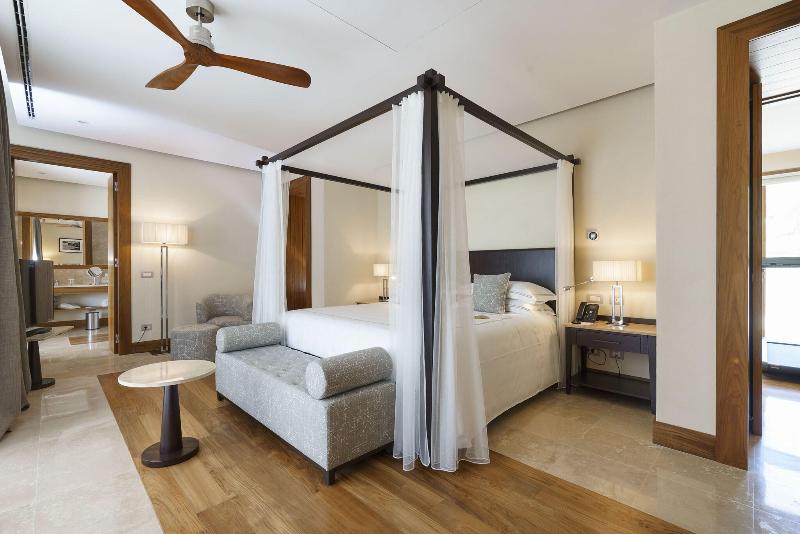 חדר סטנדרט, Doubletree By Hilton Okinawa Chatan Resort