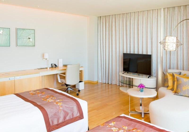 חדר משפחתי, Doubletree By Hilton Okinawa Chatan Resort