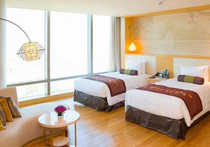 Perhehuone, Doubletree By Hilton Okinawa Chatan Resort