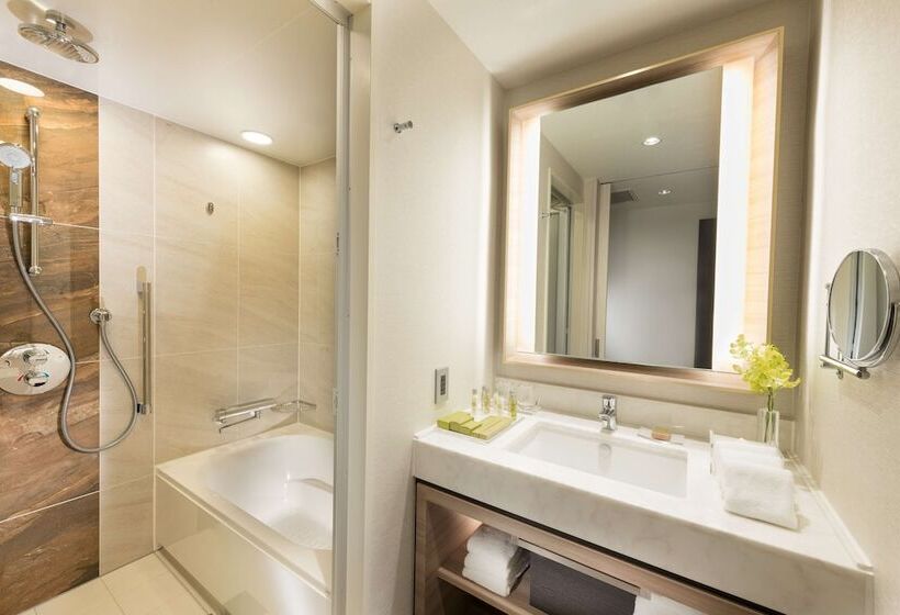 Номер Deluxe Вид на Море, Doubletree By Hilton Okinawa Chatan Resort