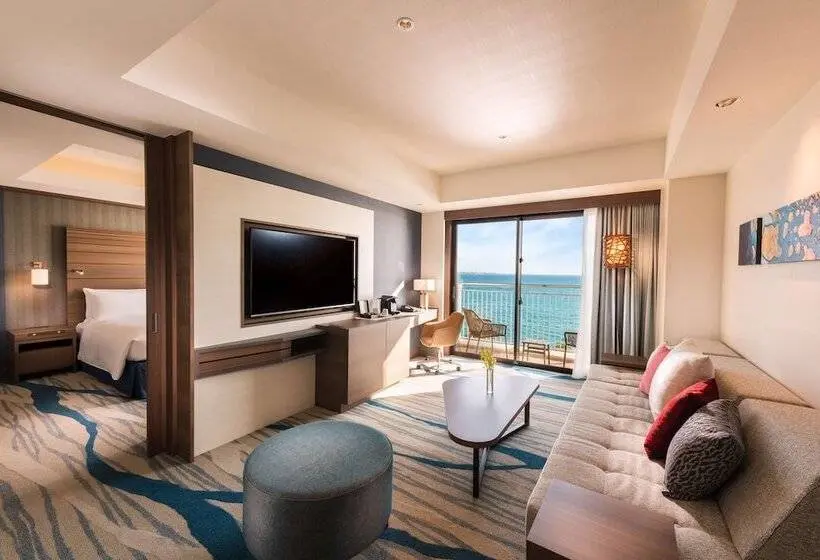 Sviitti Merinäkymä, Doubletree By Hilton Okinawa Chatan Resort