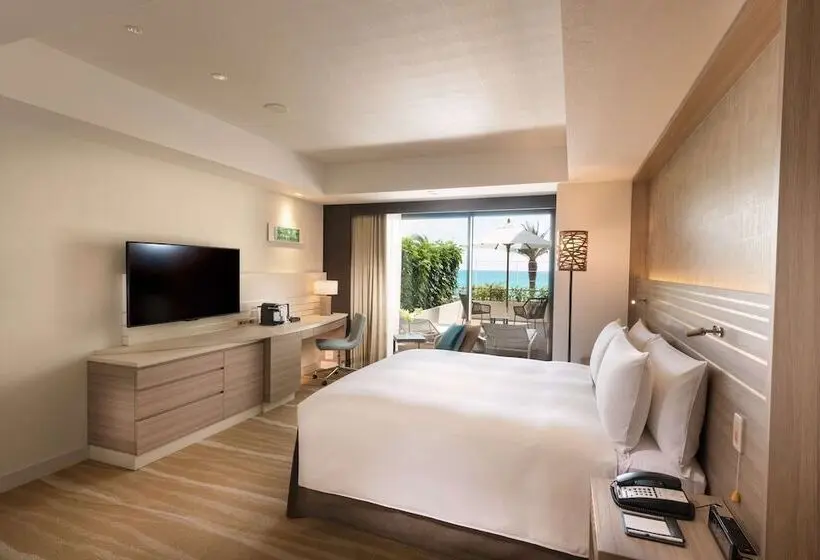 Standard-huone Kaupunkinäkymä, Doubletree By Hilton Okinawa Chatan Resort