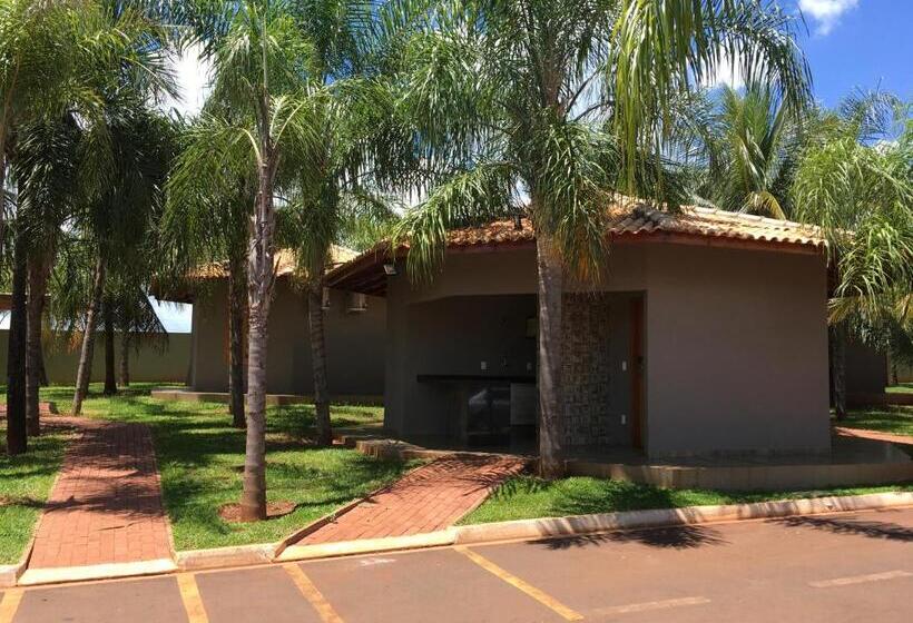 スーペリアファミリールーム, Grandes Lagos Resorts E Parque Aquático