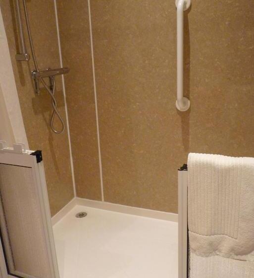 수피리어 룸, Pentland Lodge House