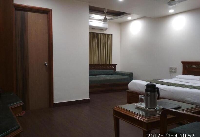 豪华房间, Silver Oak