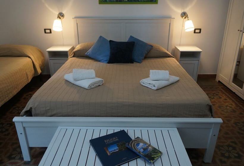 Quarto Quádruplo Standard, B&b Casa Laganà