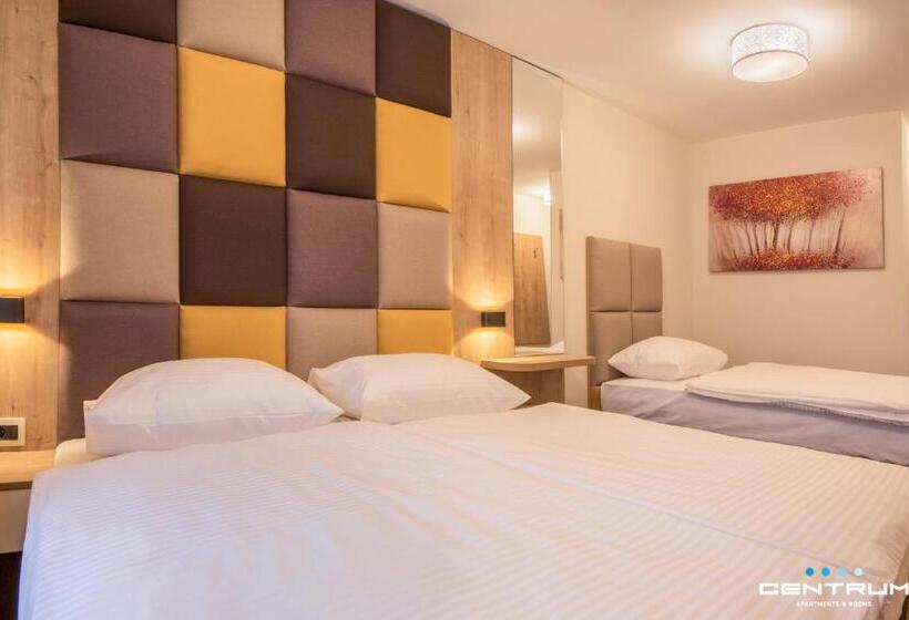 غرفة ديلوكس ثلاثية, Centrum Osijek