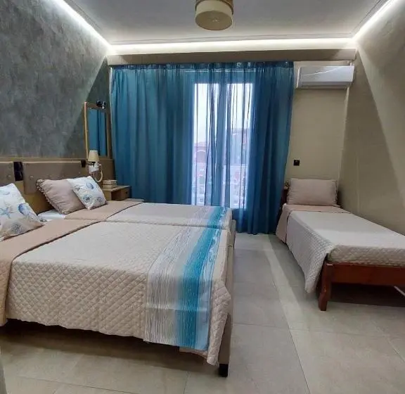 اتاق لوکس سه تخته, Dionysos Studios