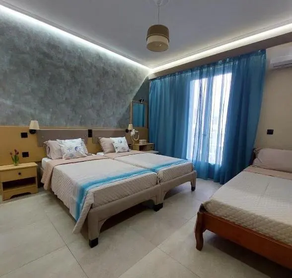 اتاق لوکس سه تخته, Dionysos Studios