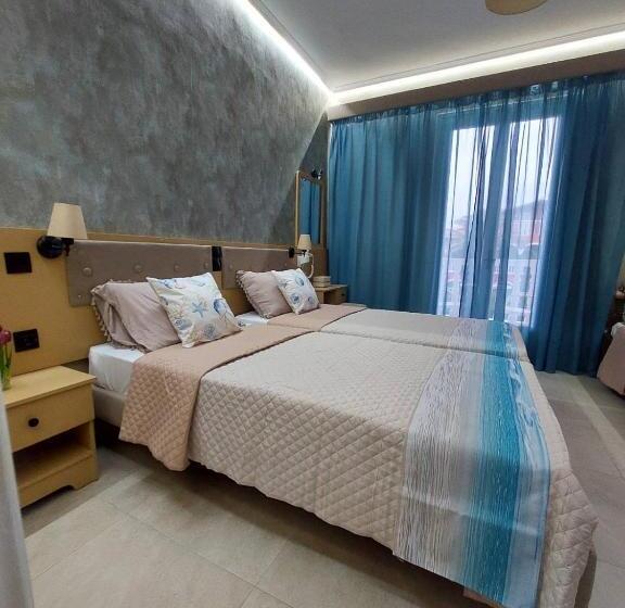 Трехместный Номер Deluxe, Dionysos Studios