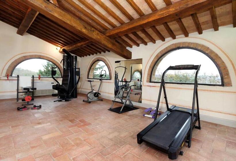 וילה עם חדר שינה אחד ובריכת שחיה, Castello Di Bibbione