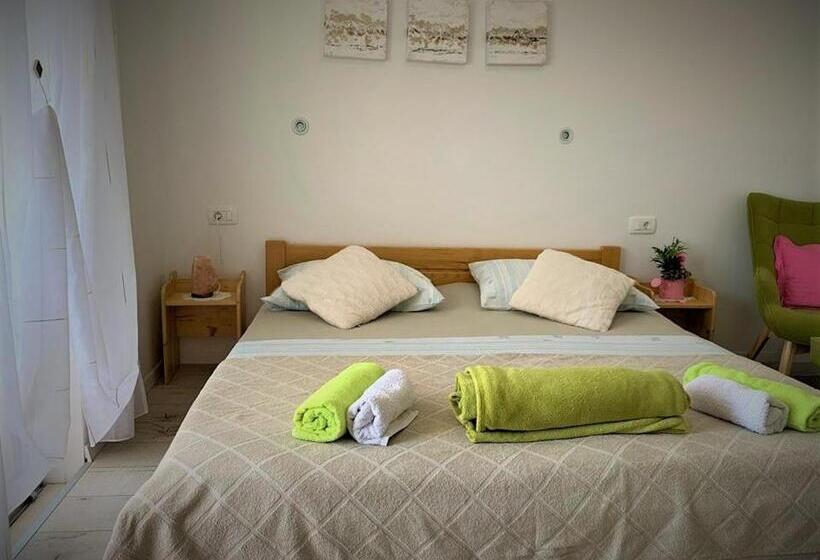 סוויטת ג'וניור, Super Horizont Stobrec