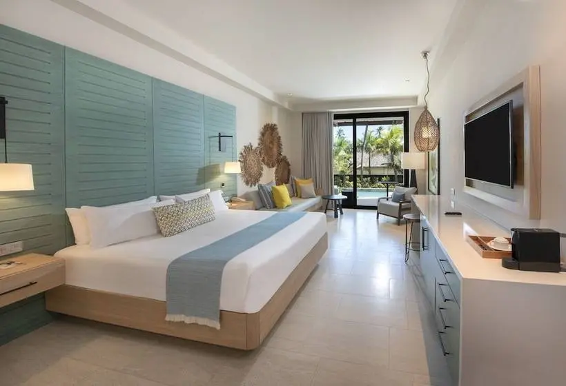 キングサイズベッドのジュニアスイート, Unique Club At Lopesan Costa Bávaro   All Inclusive