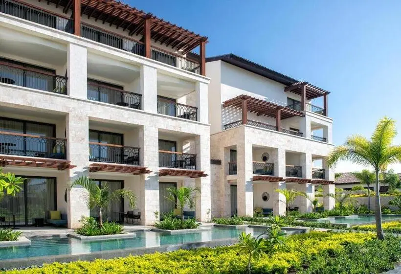 キングサイズベッドのジュニアスイート, Unique Club At Lopesan Costa Bávaro   All Inclusive