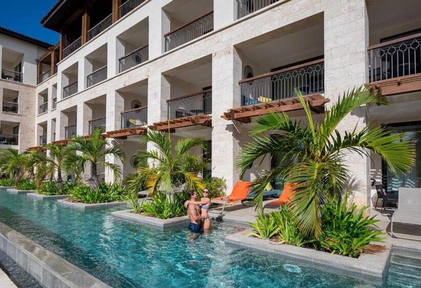 带大床的小型套房, Unique Club At Lopesan Costa Bávaro All Inclusive