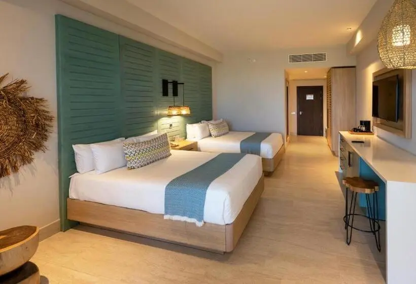 ジュニアスイート, Unique Club At Lopesan Costa Bávaro   All Inclusive
