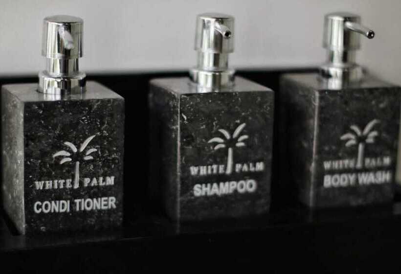 스탠다드 룸 풀장 전망, White Palm Hotel Bali