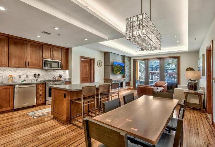 Апартаменты Deluxe 3 Спальни, Zalanta