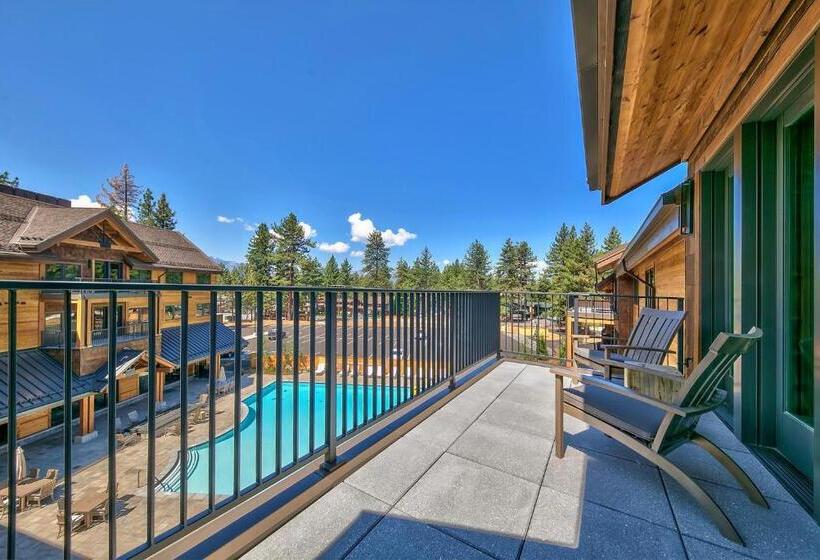 Апартаменты Deluxe 3 Спальни, Zalanta