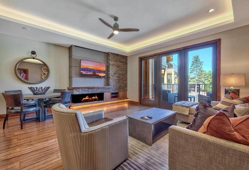 Апартаменты Deluxe 2 Спальни, Zalanta