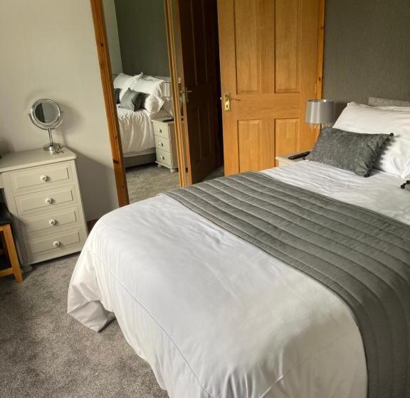 اتاق استاندارد, Mayfield B&b