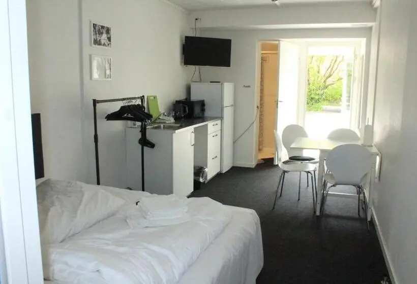اتاق استاندارد چهار تخته, Motel Poppelvej