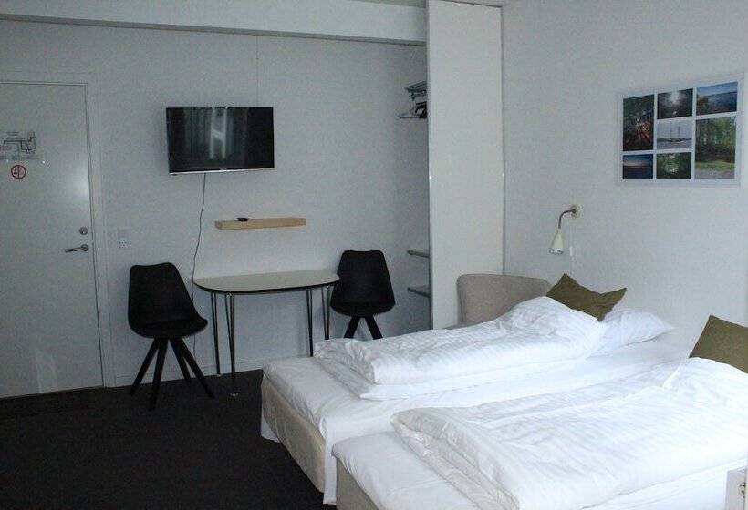 اتاق اکونومی, Motel Poppelvej