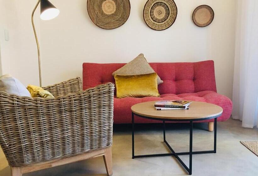 ガーデンビュースイート, Darling Lodge Guest House