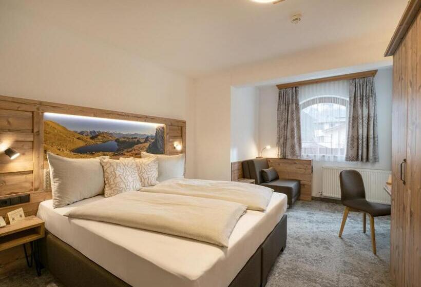 اتاق لوکس, Garni Ferienhof