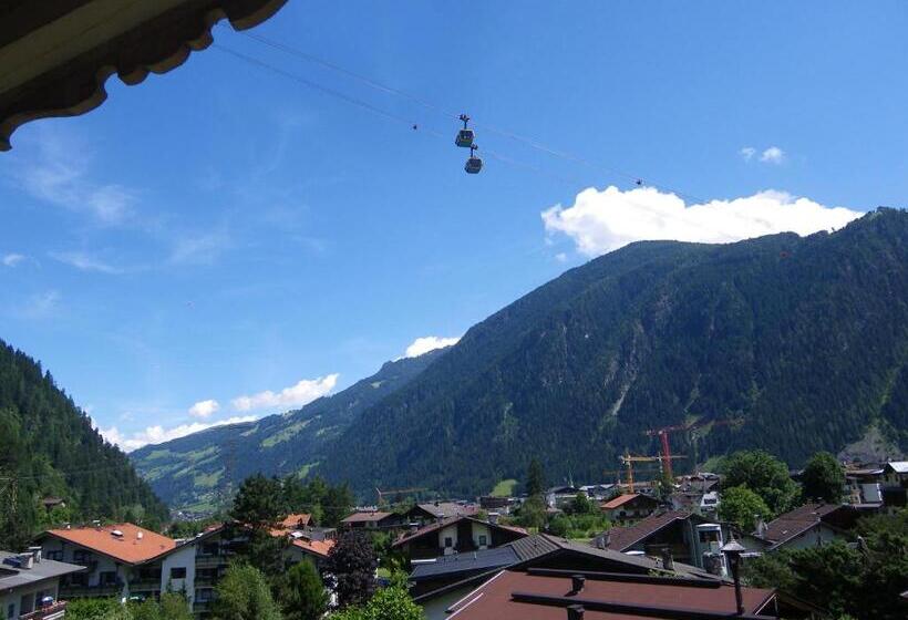 سوییت لوکس, Garni Ferienhof