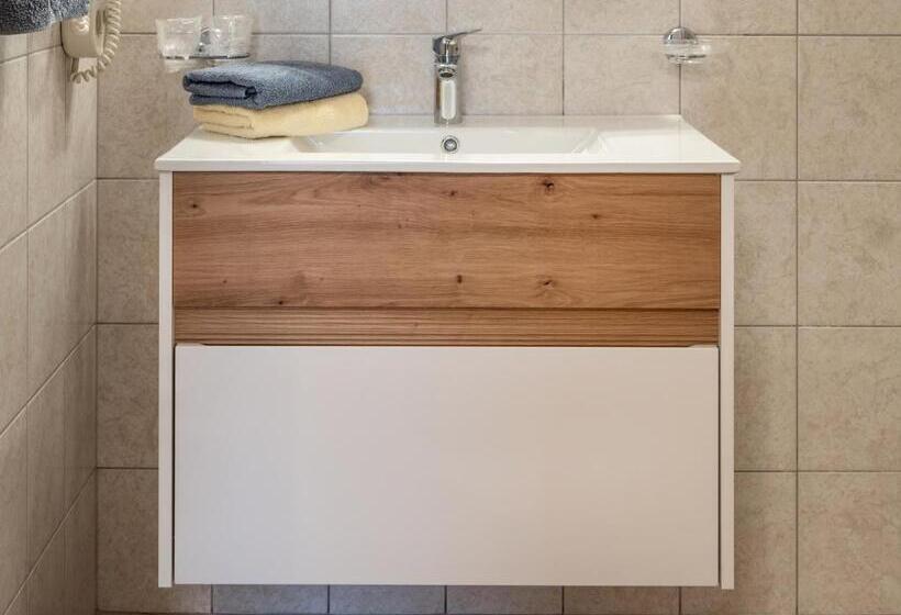 سوییت لوکس, Garni Ferienhof